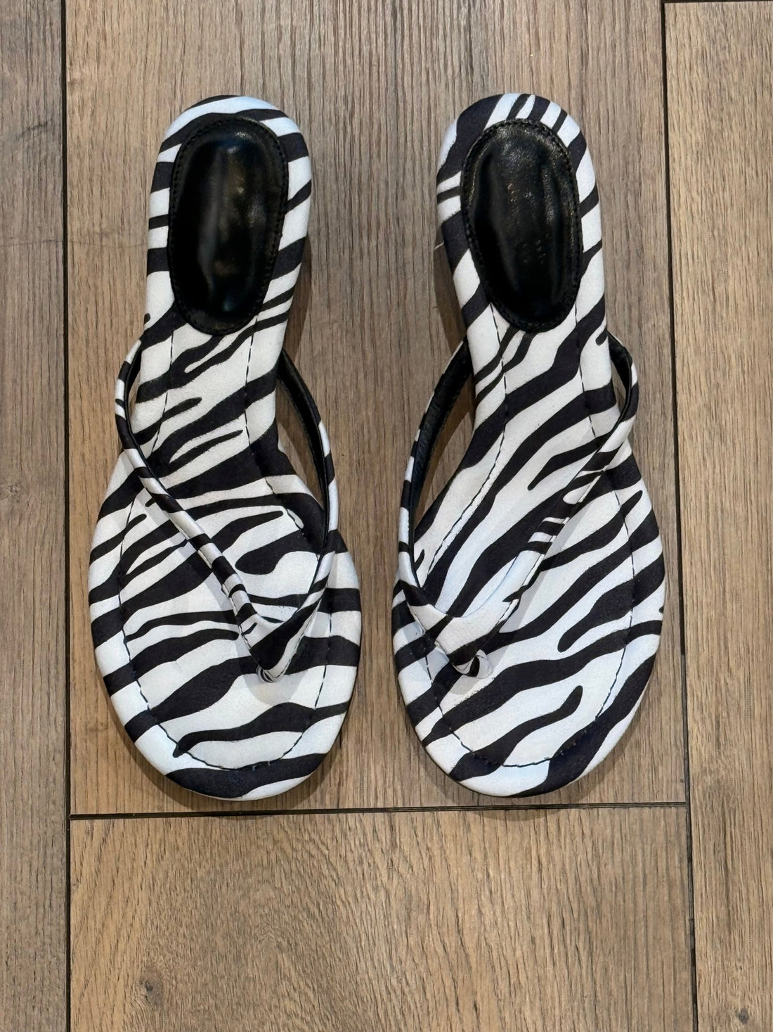 Tongs à talon zébrées - Léone