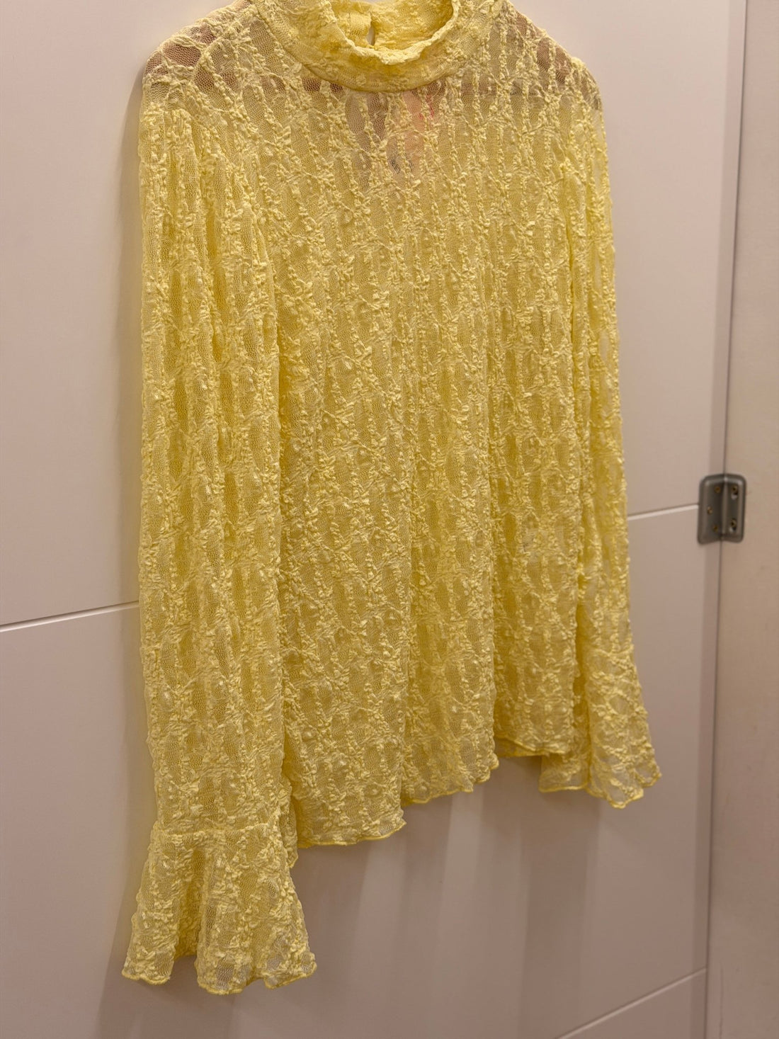 Top en dentelle Annette jaune - Léone