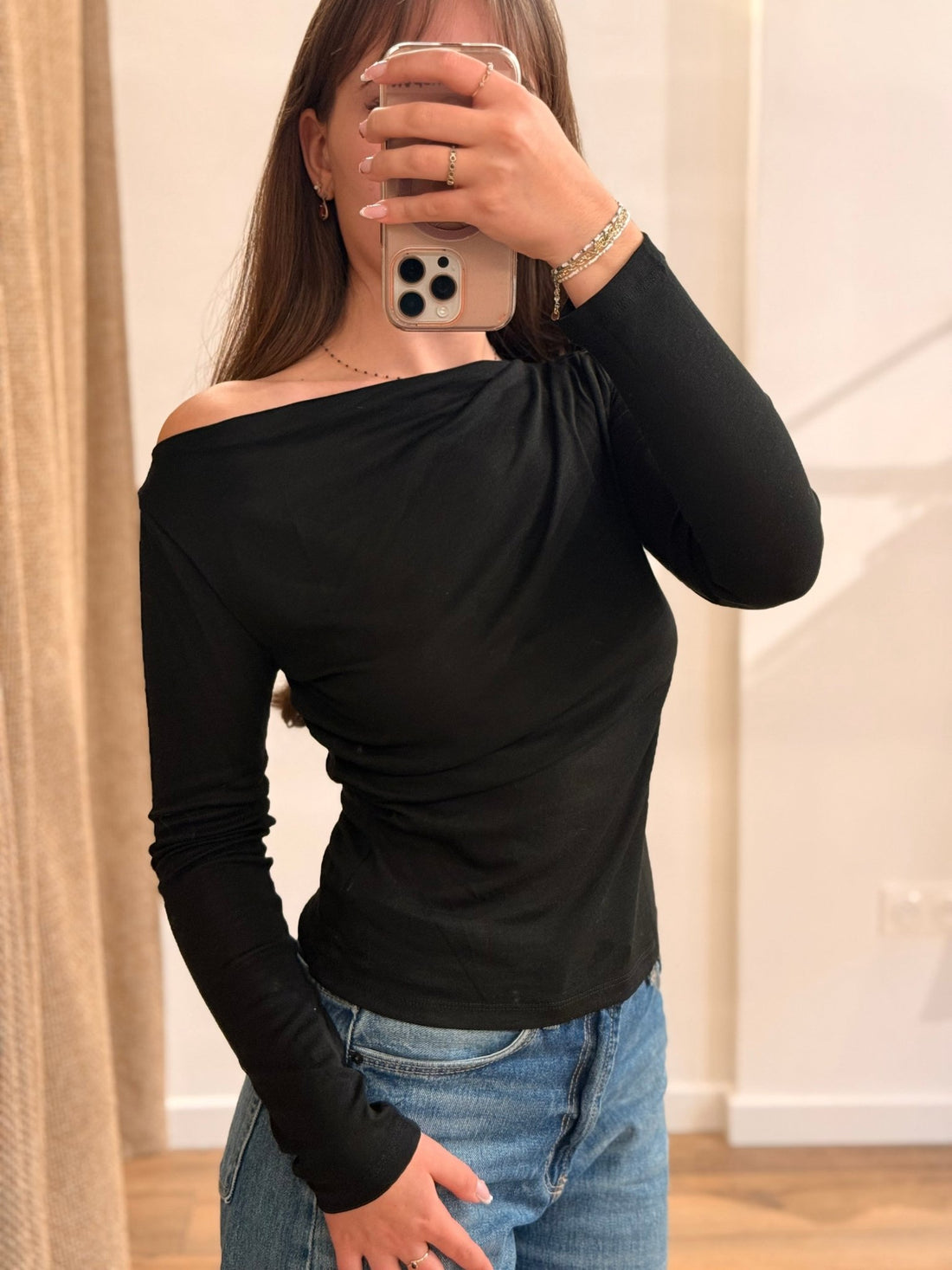 Top Mana noir - Léone