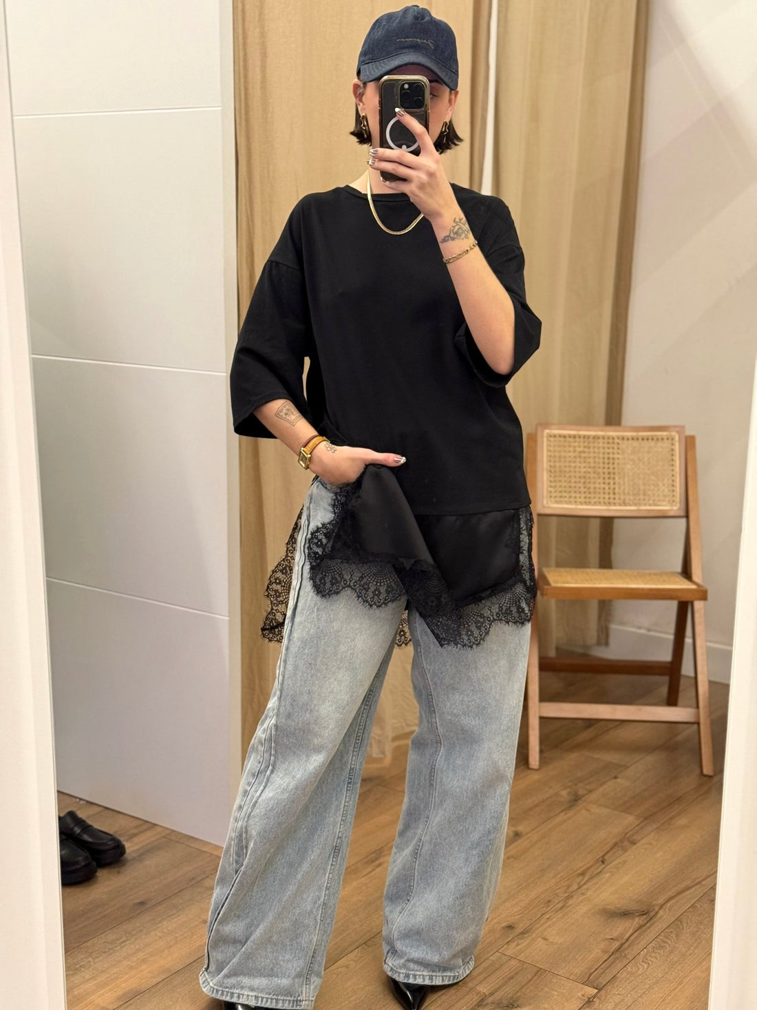 Tshirt asymetrique mila noir - Léone