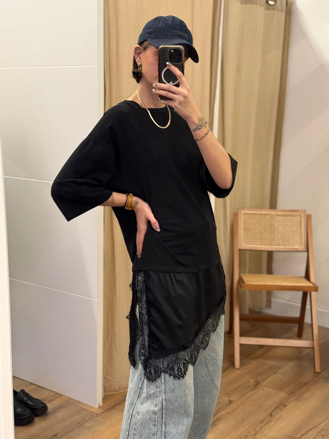 Tshirt asymetrique mila noir - Léone