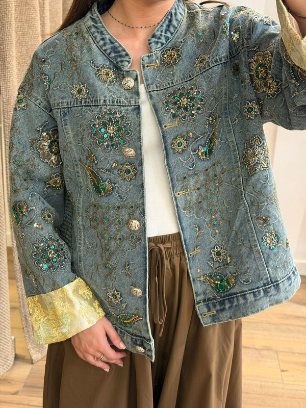 Veste en jean brodée sequins - Léone